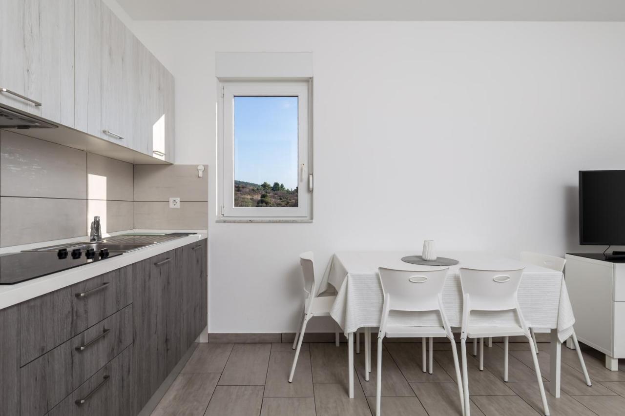 Apartment Tonka Barbat na Rabu Экстерьер фото