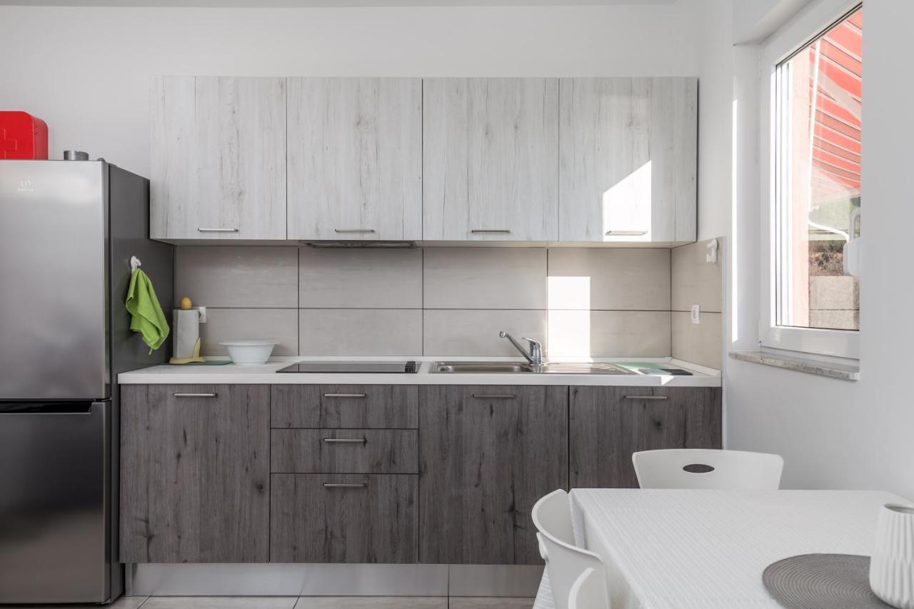 Apartment Tonka Barbat na Rabu Экстерьер фото