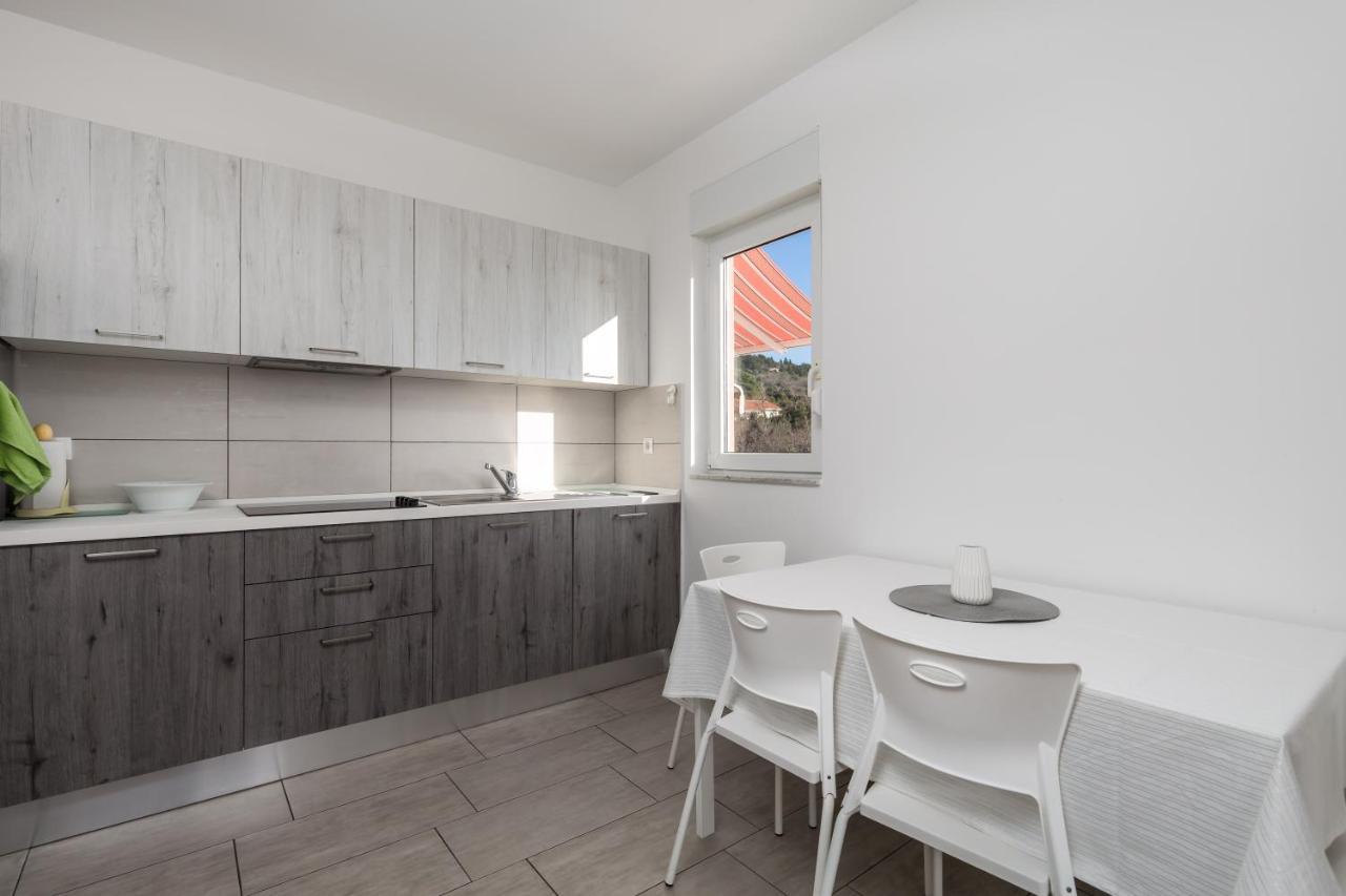 Apartment Tonka Barbat na Rabu Экстерьер фото